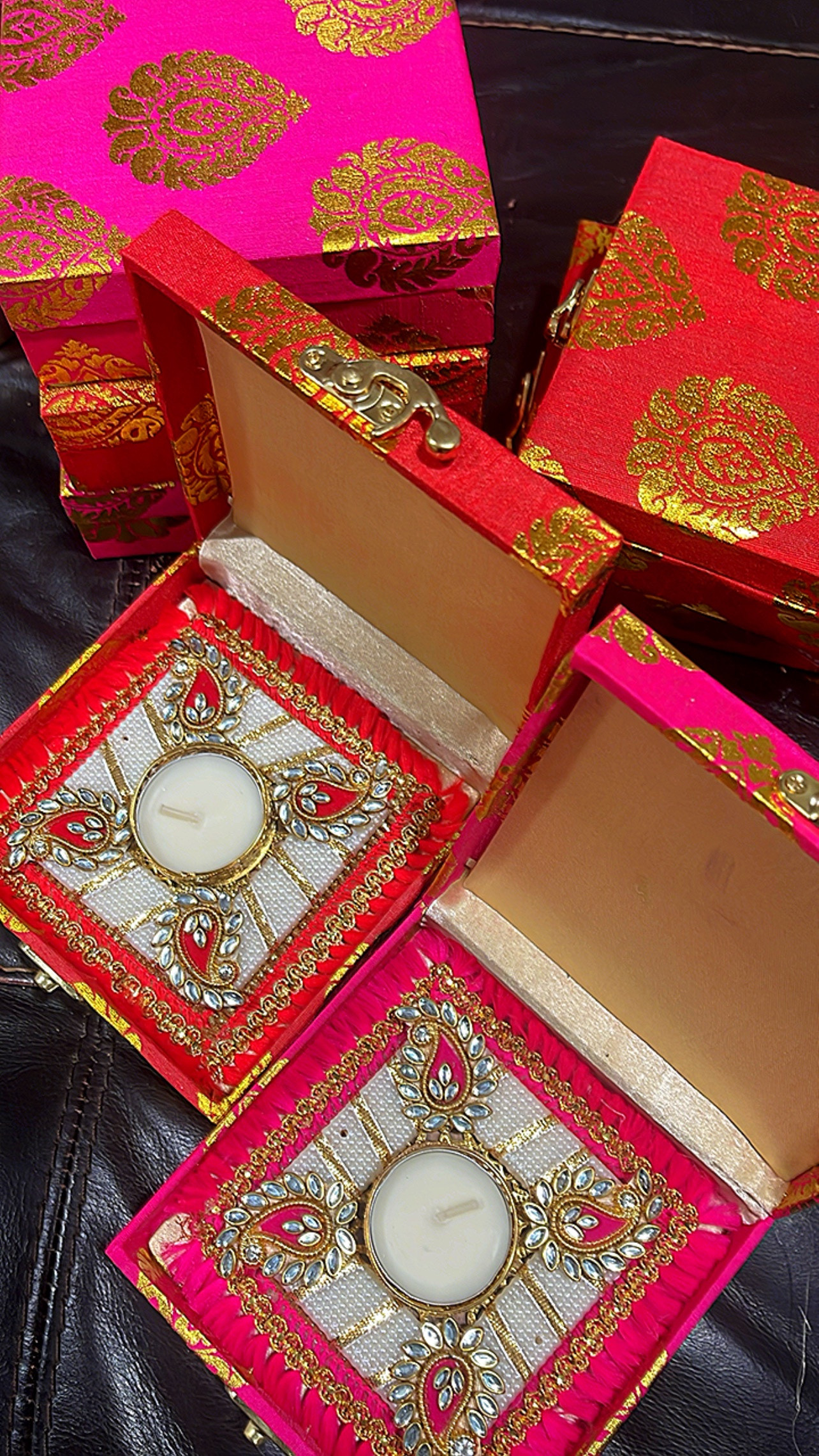 Square Kundan Candel Hamper - Shagun Arts and Crafts