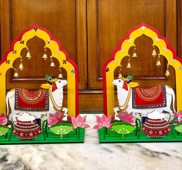 Kamdhenu Arch with lotus and Kalash