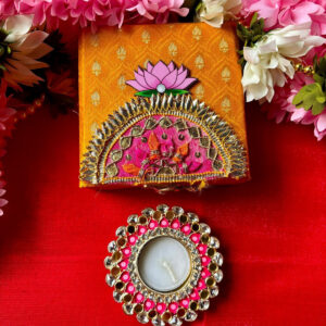 Jaipur Jewel  Candle Hamper