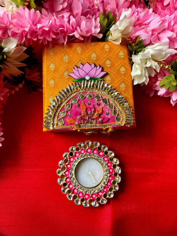 Jaipur Jewel  Candle Hamper