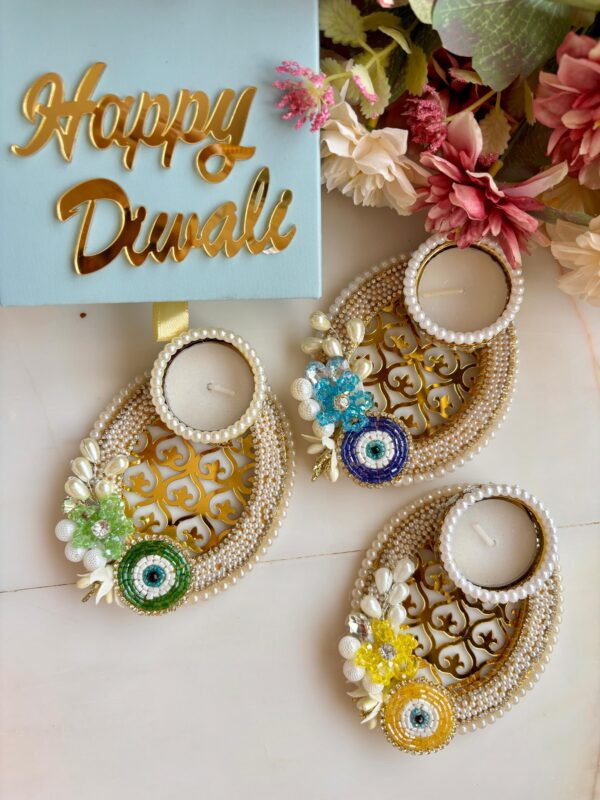 Festive Bloom Diya Hamper