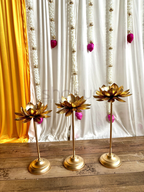 Golden Lotus Standing Diya 3 pcs set