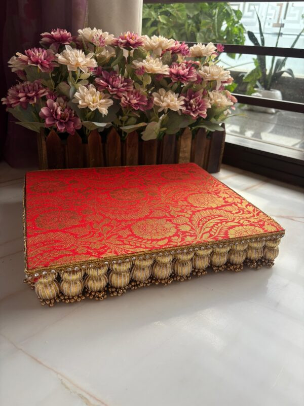 Rectangular Base Platter/Singhasan