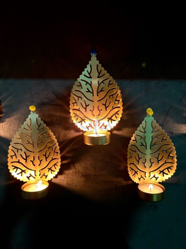 Leaf Metal Diya Set of 5