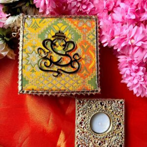 Square Kundan Candle Hamper