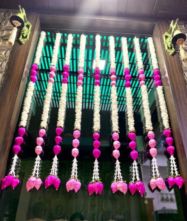 4 ft Lotus Buds Hanging Pair