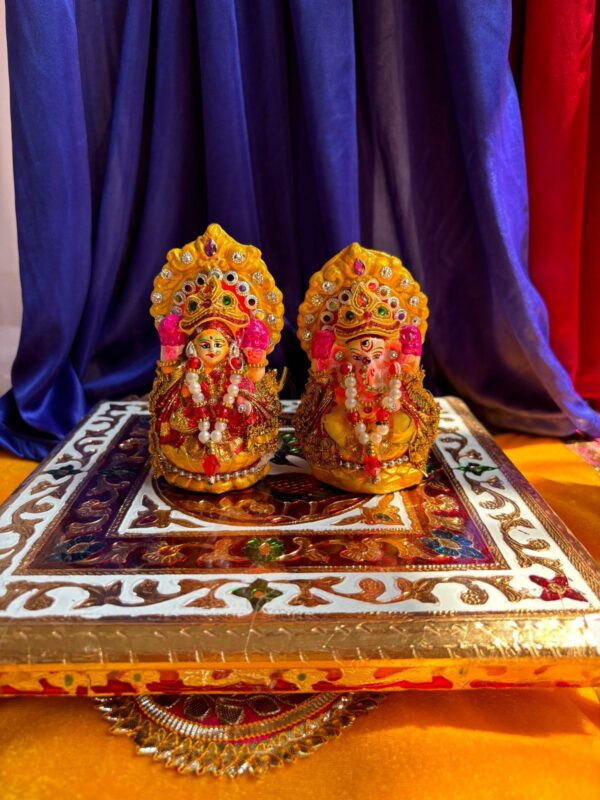 Lakshmi Ganesha Idol 4  inches