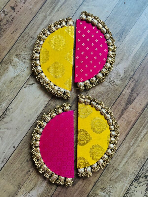 Patola Half Circle plates pink /yellow