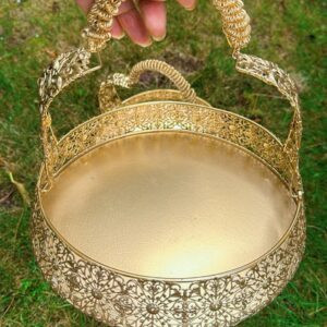 Cutwork Tray with Handle