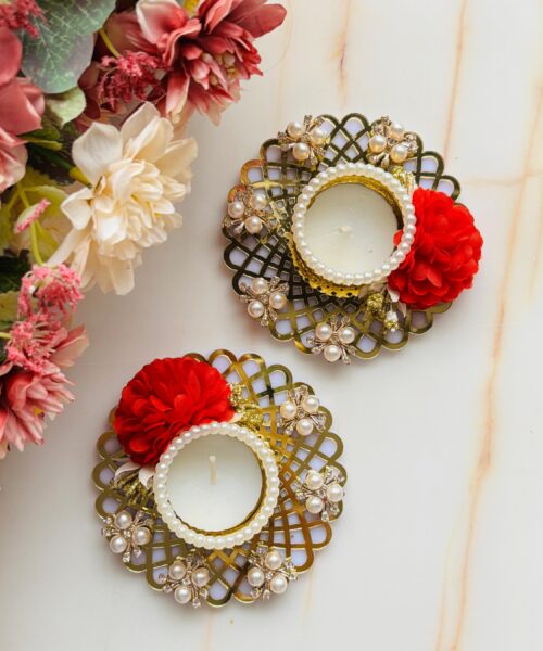 Gold And Red pearls Tlight Holder