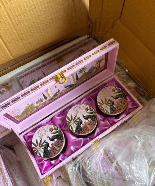 Mayur Bagh Hamper Box