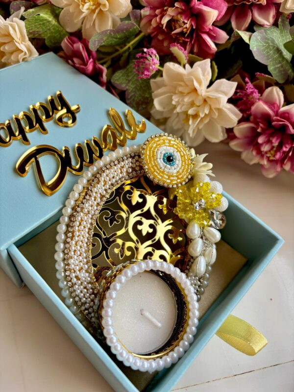 Festive Bloom Diya Hamper