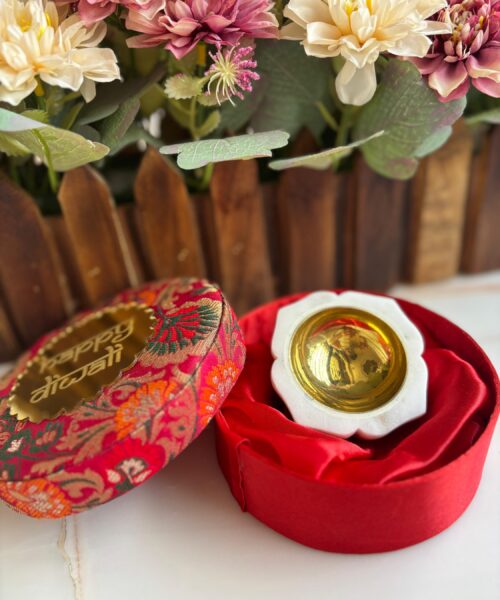 Single Marble Diya Hamper
