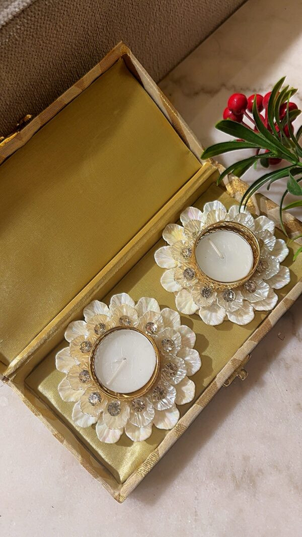 White Petal Diya Hamper