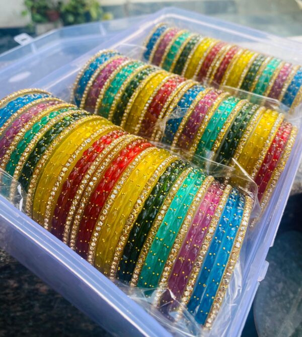 Multi Glass Bangles Set