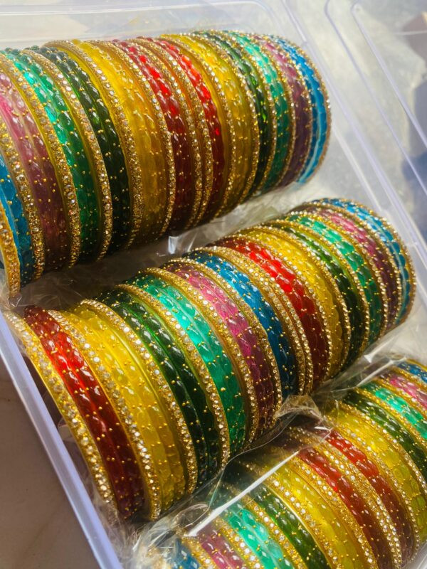 Multi Glass Bangles Set
